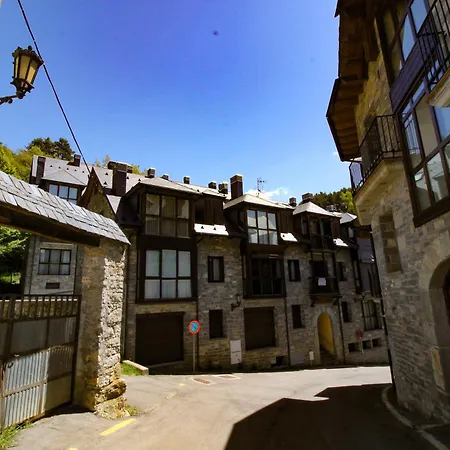 Ermita De San Juan Appartement Tramacastilla de Tena Buitenkant foto