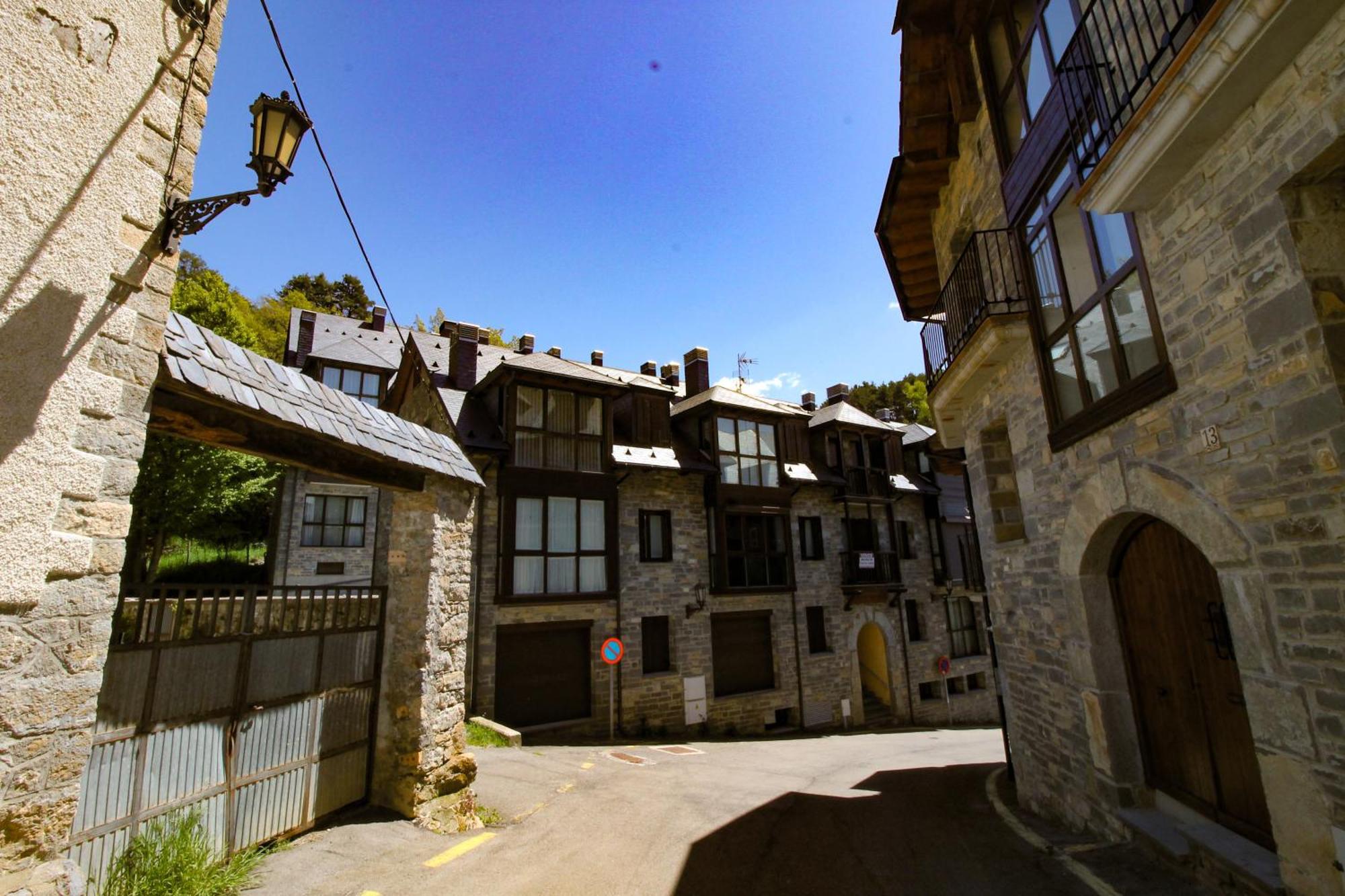 Ermita De San Juan Apartment Tramacastilla de Tena